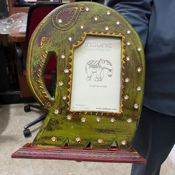 Wooden Elephant Photo Frame with Stand - Green/Red