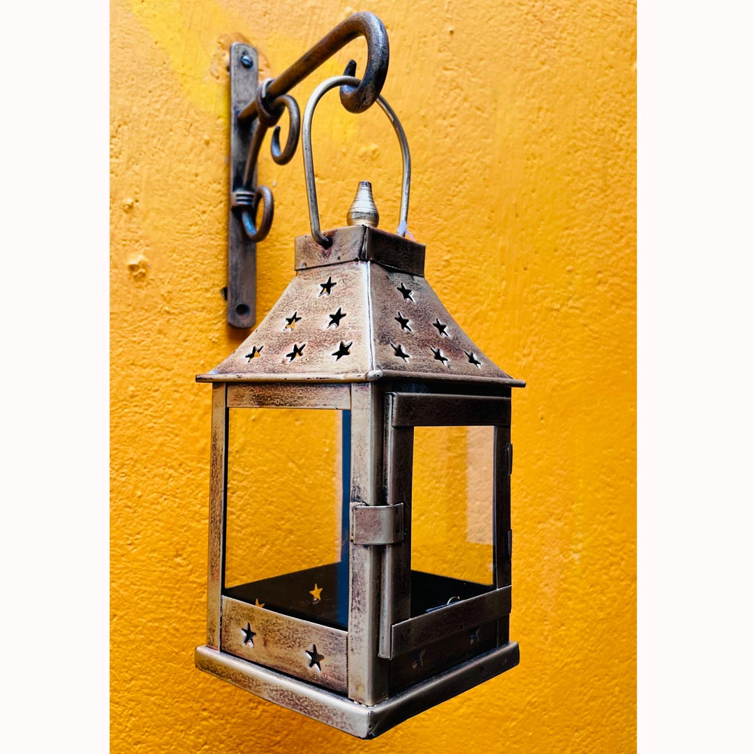 Glass Lantern 10"