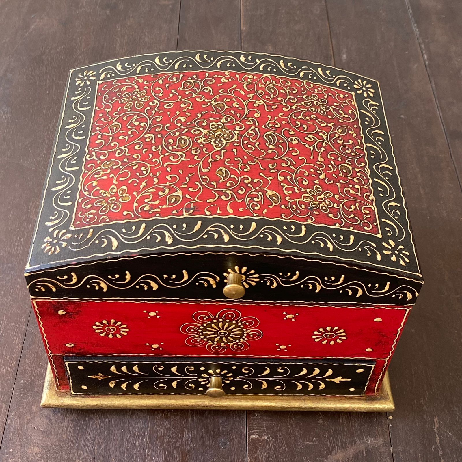 Hand painted jewellery box in Red and Black 