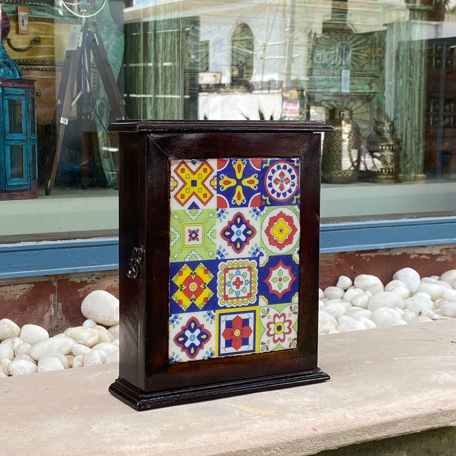 Traditional Tile Key Box 