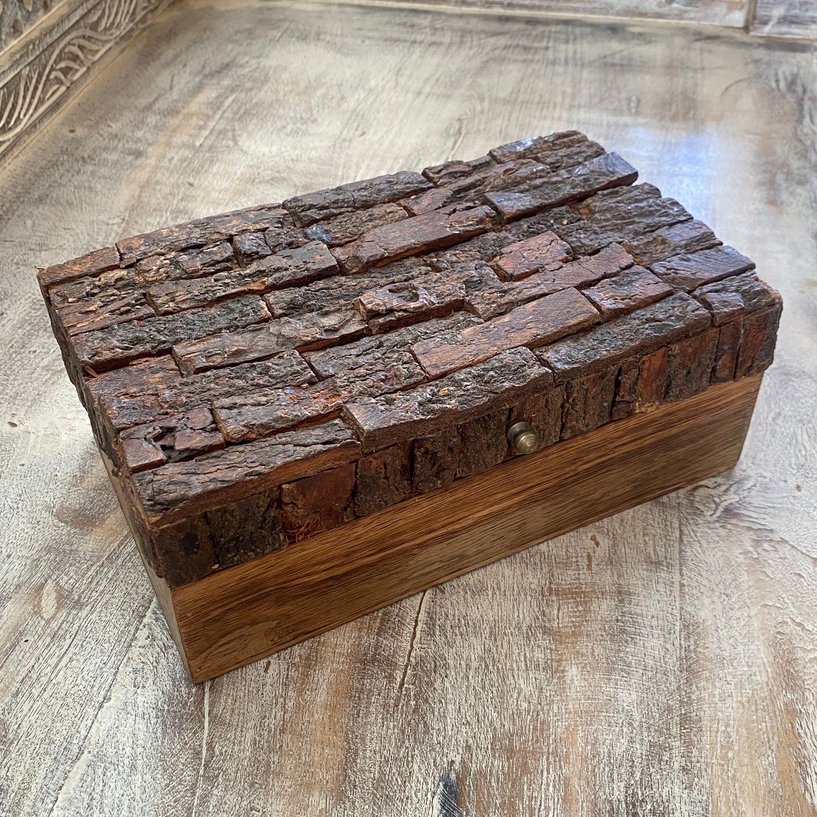 Wooden Bark Box - Medium