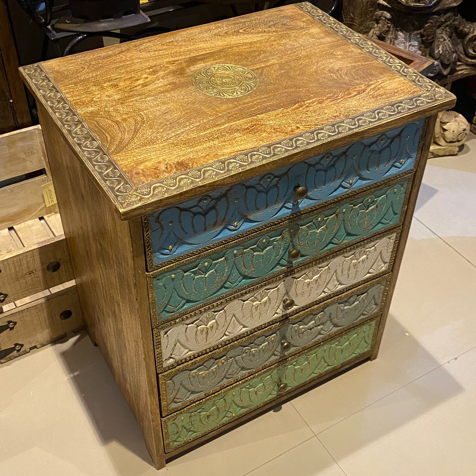 Traditional Vintage Wooden Chest of Drawers